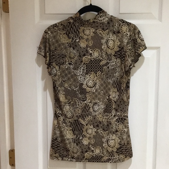 Top - Picture 3 of 3